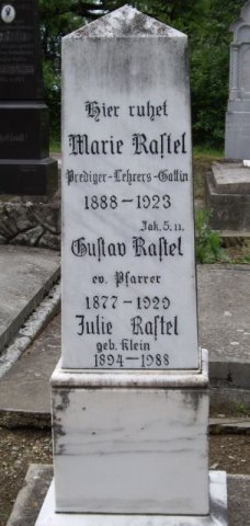 Rastel Gustav 1877-1929  Peterzilka Maria 1888-1923 Grab 2 Grabstein